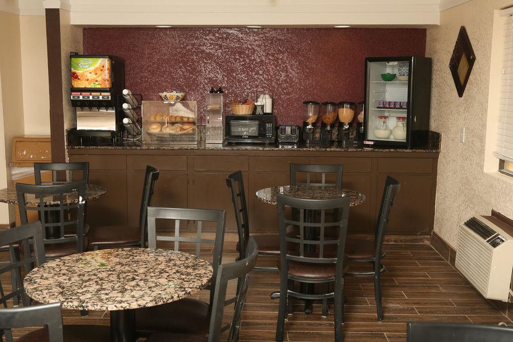 Red Roof Inn Ardmore Luaran gambar