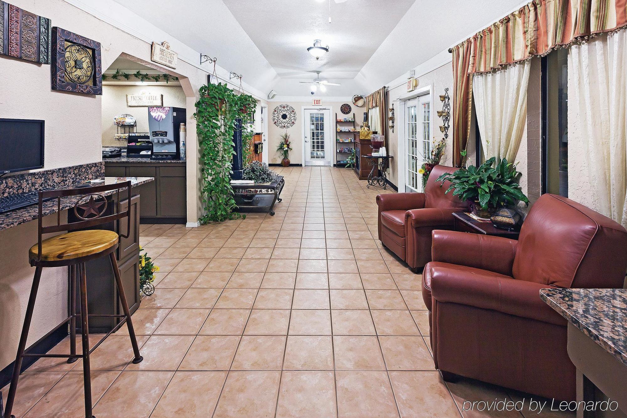 Red Roof Inn Ardmore Dalaman gambar