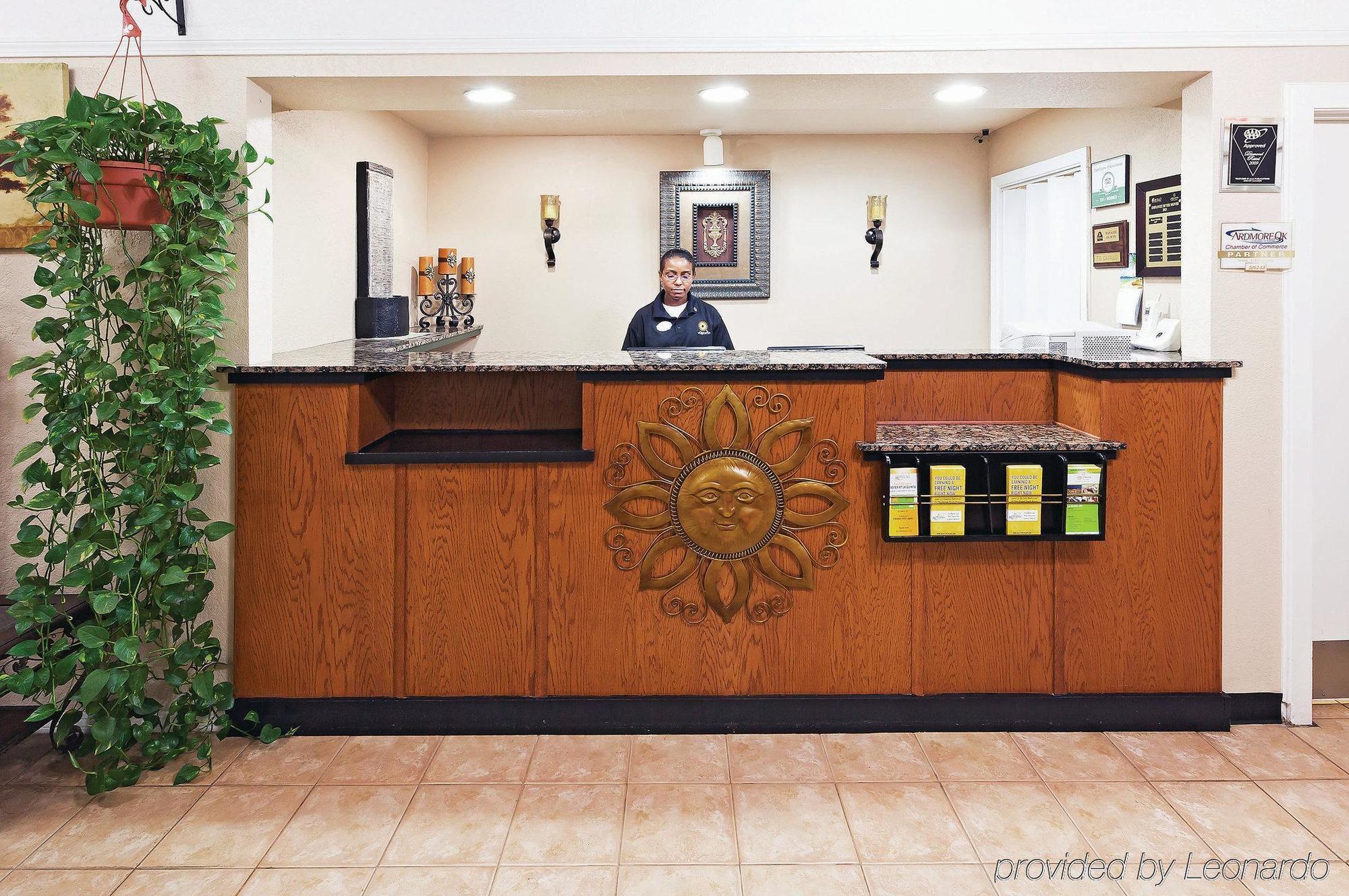 Red Roof Inn Ardmore Luaran gambar